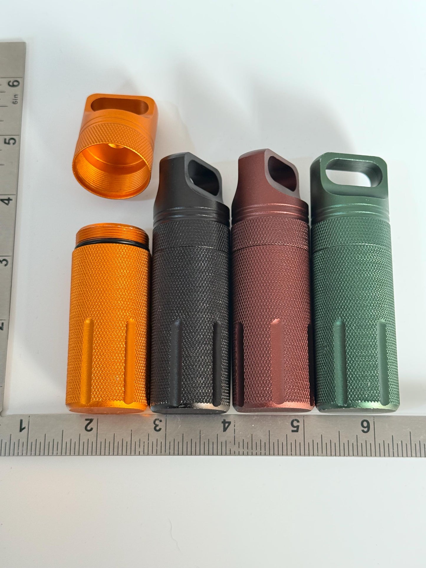 Portable aluminum alloy sealed jar outdoor metal waterproof compartment portable cylindrical keychain pendant